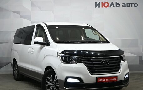 Hyundai H-1 II рестайлинг, 2021 год, 3 820 000 рублей, 4 фотография