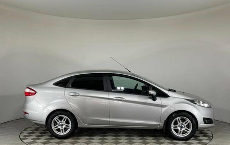 Ford Fiesta, 2015 год, 845 000 рублей, 4 фотография