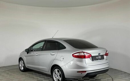 Ford Fiesta, 2015 год, 845 000 рублей, 7 фотография