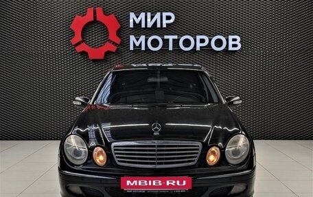 Mercedes-Benz E-Класс, 2004 год, 840 000 рублей, 3 фотография