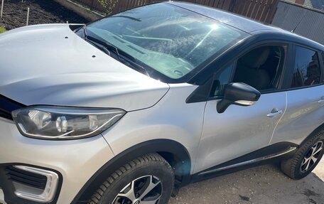 Renault Kaptur I рестайлинг, 2019 год, 1 590 000 рублей, 19 фотография