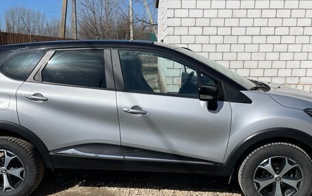 Renault Kaptur I рестайлинг, 2019 год, 1 590 000 рублей, 21 фотография