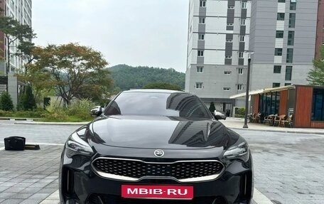 KIA Stinger I, 2022 год, 2 400 000 рублей, 1 фотография