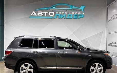 Toyota Highlander III, 2012 год, 2 249 000 рублей, 7 фотография