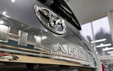 Toyota Highlander III, 2012 год, 2 249 000 рублей, 9 фотография