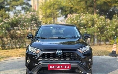 Toyota RAV4, 2021 год, 2 800 333 рублей, 2 фотография