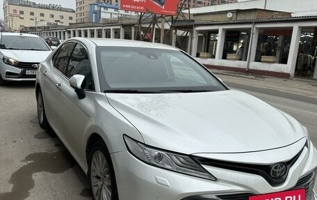 Toyota Camry, 2020 год, 3 300 000 рублей, 8 фотография