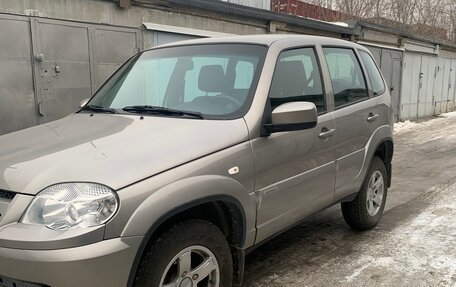 Chevrolet Niva I рестайлинг, 2016 год, 800 000 рублей, 5 фотография