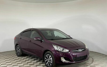 Hyundai Solaris II рестайлинг, 2012 год, 671 000 рублей, 3 фотография