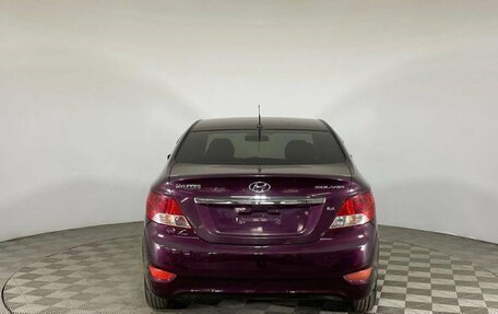 Hyundai Solaris II рестайлинг, 2012 год, 671 000 рублей, 6 фотография