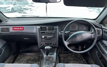 Toyota Caldina, 1996 год, 300 000 рублей, 2 фотография