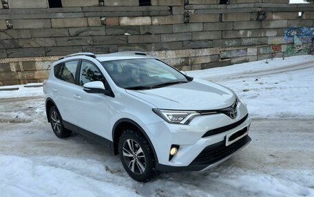 Toyota RAV4, 2019 год, 1 840 000 рублей, 1 фотография