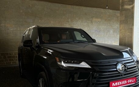 Lexus LX, 2022 год, 22 000 000 рублей, 2 фотография