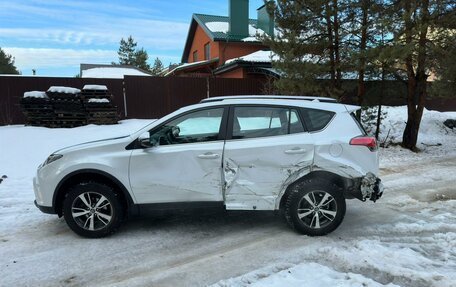 Toyota RAV4, 2019 год, 1 840 000 рублей, 5 фотография