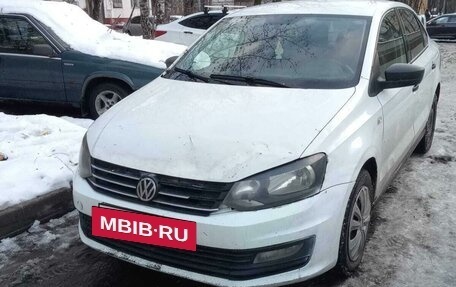 Volkswagen Polo VI (EU Market), 2015 год, 450 000 рублей, 3 фотография