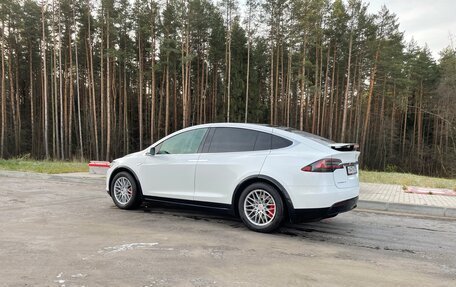 Tesla Model X I, 2016 год, 3 000 000 рублей, 5 фотография