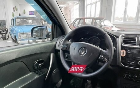 Renault Logan II, 2017 год, 799 000 рублей, 18 фотография