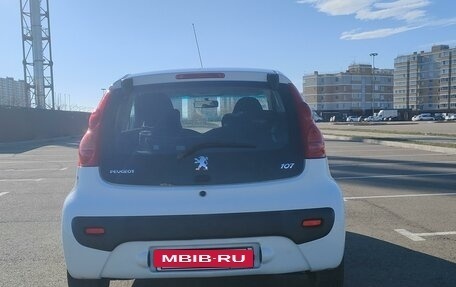 Peugeot 107 I рестайлинг, 2010 год, 600 000 рублей, 8 фотография