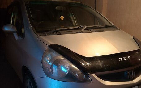 Honda Fit III, 2002 год, 600 000 рублей, 3 фотография