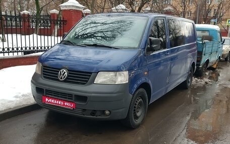 Volkswagen Transporter T5 рестайлинг, 2005 год, 465 000 рублей, 2 фотография