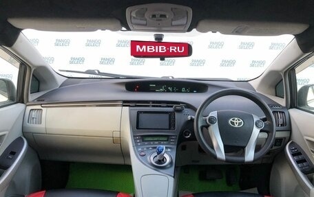 Toyota Prius, 2010 год, 899 000 рублей, 10 фотография