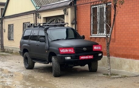 Toyota Land Cruiser 70, 2004 год, 2 700 000 рублей, 1 фотография