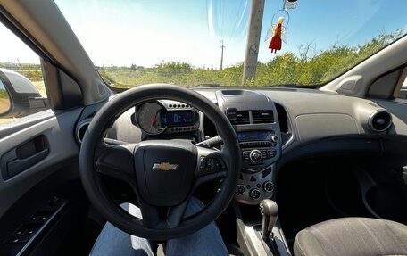 Chevrolet Aveo III, 2013 год, 990 000 рублей, 13 фотография