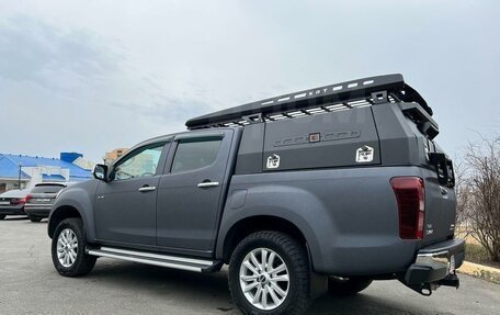 Isuzu D-Max II, 2019 год, 3 500 000 рублей, 10 фотография