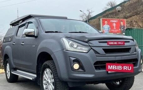 Isuzu D-Max II, 2019 год, 3 500 000 рублей, 6 фотография