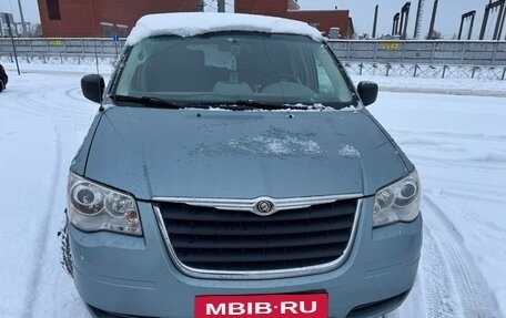 Chrysler Town & Country V рестайлинг, 2007 год, 1 275 000 рублей, 4 фотография