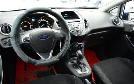 Ford Fiesta, 2015 год, 890 000 рублей, 4 фотография