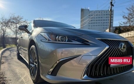 Lexus ES VII, 2019 год, 4 500 000 рублей, 9 фотография