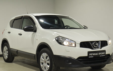 Nissan Qashqai, 2013 год, 1 267 000 рублей, 2 фотография