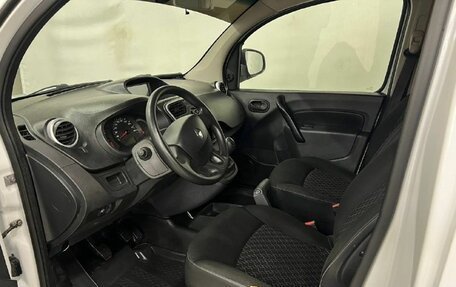 Renault Kangoo II рестайлинг, 2013 год, 1 210 000 рублей, 15 фотография