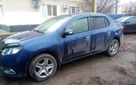 Renault Logan II, 2016 год, 700 000 рублей, 16 фотография