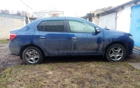 Renault Logan II, 2016 год, 700 000 рублей, 18 фотография