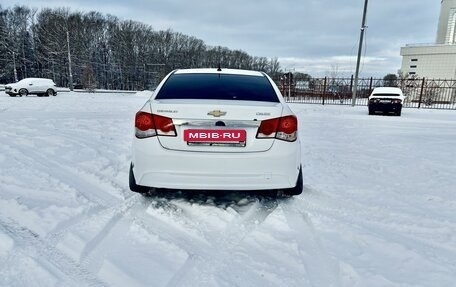 Chevrolet Cruze II, 2015 год, 899 000 рублей, 4 фотография