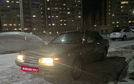 Toyota Carina, 1989 год, 350 000 рублей, 2 фотография