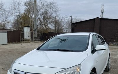 Opel Astra J, 2012 год, 890 000 рублей, 1 фотография