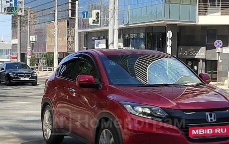 Honda Vezel, 2017 год, 2 150 000 рублей, 8 фотография