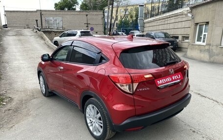 Honda Vezel, 2017 год, 2 150 000 рублей, 3 фотография