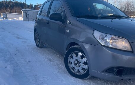 Chevrolet Aveo III, 2010 год, 385 000 рублей, 2 фотография