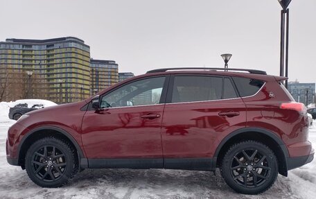 Toyota RAV4, 2018 год, 2 750 000 рублей, 4 фотография