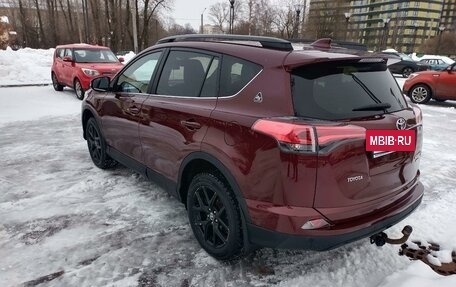 Toyota RAV4, 2018 год, 2 750 000 рублей, 5 фотография