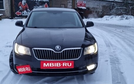 Skoda Superb III рестайлинг, 2013 год, 1 350 000 рублей, 2 фотография