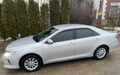 Toyota Camry, 2015 год, 2 350 000 рублей, 3 фотография