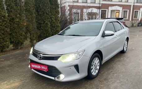 Toyota Camry, 2015 год, 2 350 000 рублей, 2 фотография