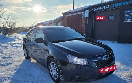 Chevrolet Cruze II, 2011 год, 595 000 рублей, 6 фотография