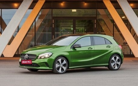 Mercedes-Benz A-Класс, 2016 год, 2 000 000 рублей, 1 фотография