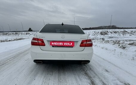 Mercedes-Benz E-Класс, 2010 год, 2 100 000 рублей, 4 фотография